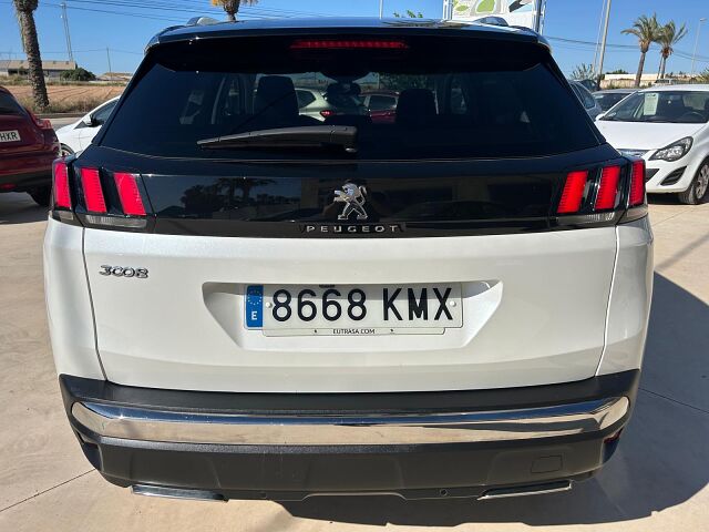 PEUGEOT 3008 ALLURE 1.5 HDI AUTO SPANISH LHD IN SPAIN 36000 MILES SUPER 2018